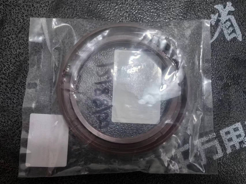 12189888 MAIN OIL SEAL 主油封